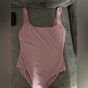 Super soft seamless bodysuit
